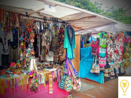 Guía de Compras en Bogotá: Tiendas Locales y Mercados Artesanales